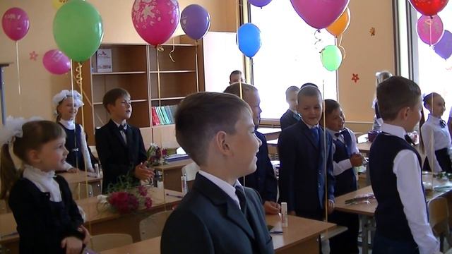 1 сентебря / 1е класс / День знаний. 1 September / 1st class / day knowledge. смотреть онлайн