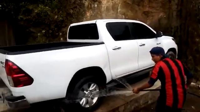 Lavado de HILUX смотреть онлайн