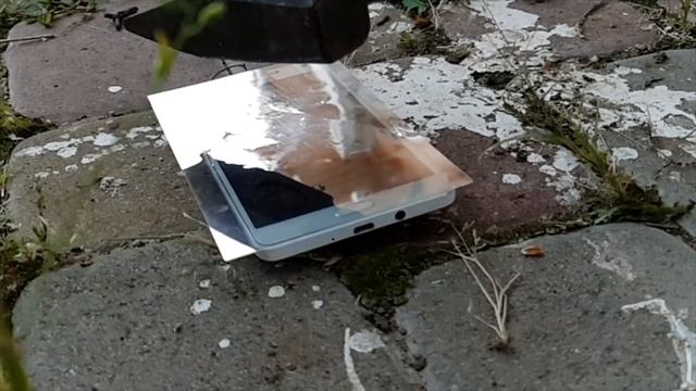 ЗАЩИТНОЕ СТЕКЛО vs ЗАЩИТНАЯ ПЛЁНКА-ЧТО ЛУЧШЕ ЗАЩИЩАЕТ СМАРТФОН? смотреть онлайн