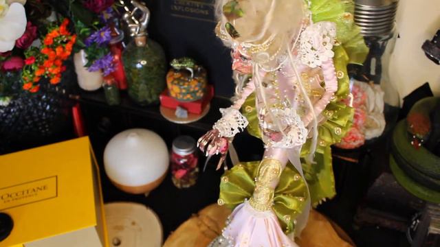 CREATURE ARCHIVES - Moriah The Crazy Bird Lady - OOAK Handcrafted Clay/Textile Art Doll смотреть онлайн