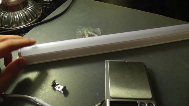 Лампа светодиодная для подсветки на кухню. Обзор и установка смотреть онлайн