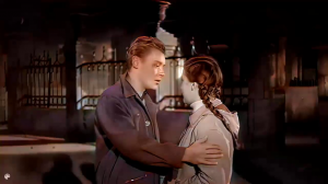 МЫ ЖИЛИ ПО СОСЕДСТВУ