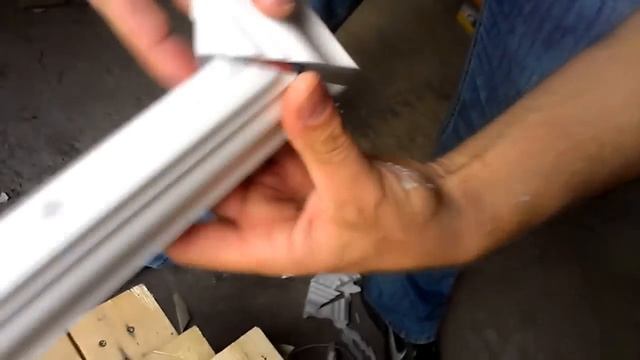 Sečenje stiropor lajsni cekasom смотреть онлайн