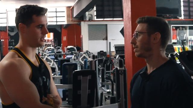 ¿CUÁL ES EL TAMAÑO MEDIO DEL BRAZO? MEDIMOS EL BRAZO A LA GENTE EN EL GIMNASIO