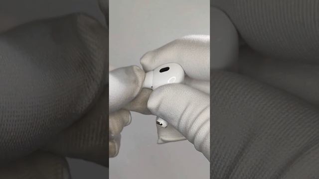 Это нужно слушать в наушниках #apple #airpods смотреть онлайн