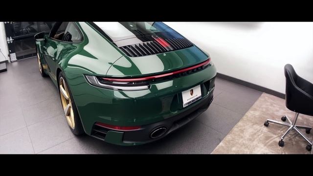 Truly Spectacular Paint to Sample 2021 Porsche 911 Carrera S | British Racing Green смотреть онлайн
