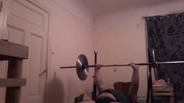 Жим лёжа 57серия, 11подход 35кг 52р,Svara stieņa spiešana guļus 57sērija, 11piegājiens 35kg 52r смотреть онлайн