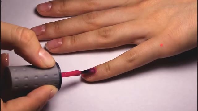 Как Правильно и Аккуратно Красить Ногти смотреть онлайн