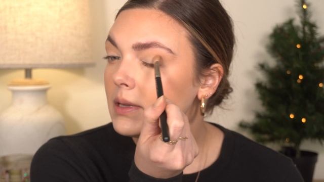 12 Days Of Palettes! The DRUGSTORE Eyeshadow Palette You NEED! ✨ Day 5