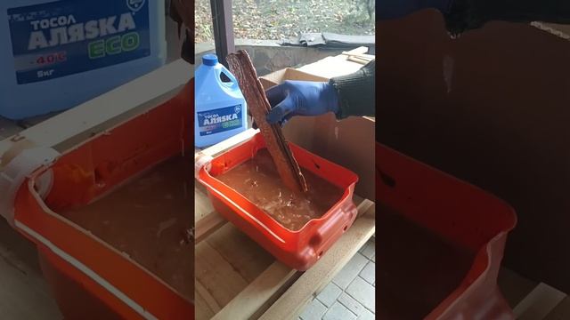 Пробуем красить кирпичики