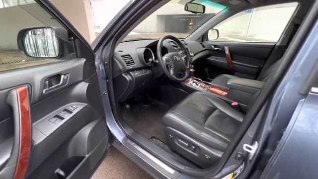 Продан TOYOTA HIGHLANDER, 2011 с пробегом 140000км. смотреть онлайн