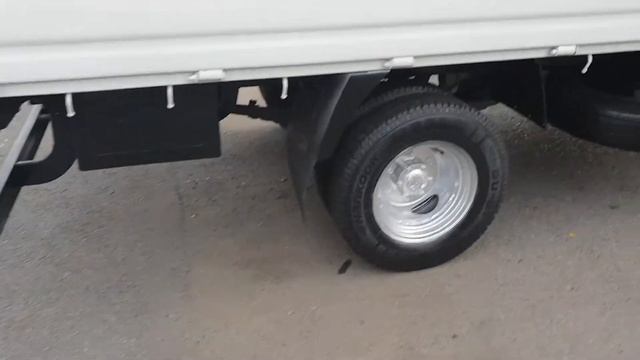 KIA BONGO III смотреть онлайн