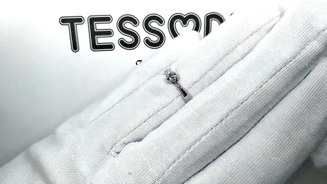 Кольцо с бриллиантом 0,15кт от бренда "Tessorro" смотреть онлайн
