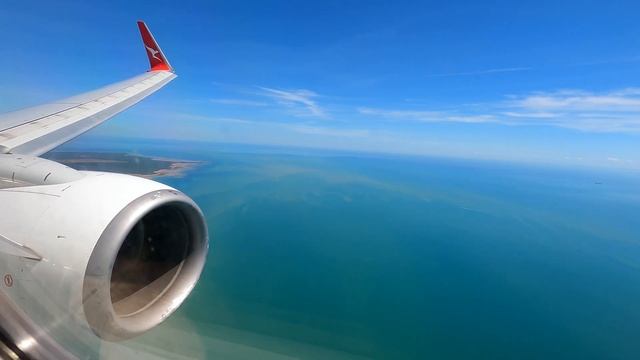 4K Qantas Boeing 737-800 landing into Darwin Airport смотреть онлайн