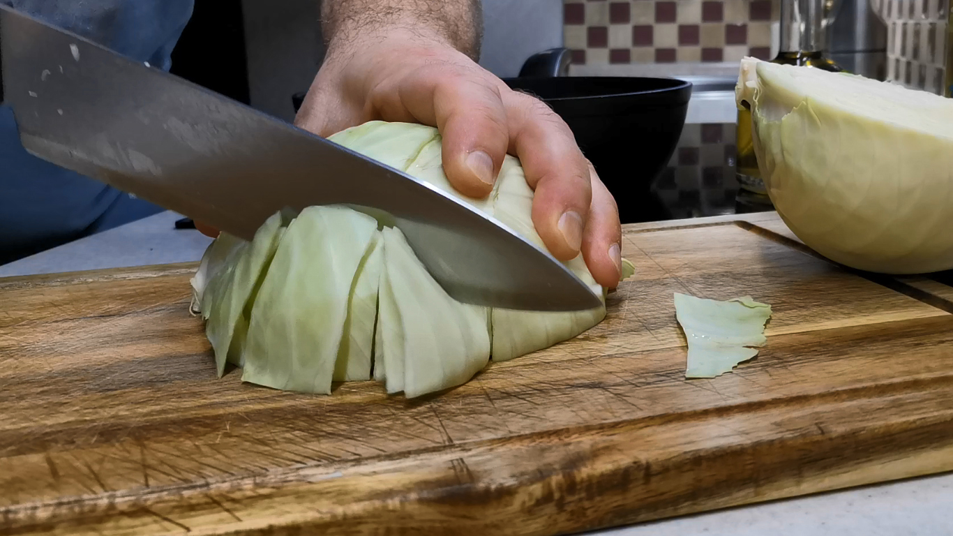 Как же это вкусно! Я никогда не ел такой вкусной капусты (по рецепту Чахохбили с курицей) смотреть онлайн