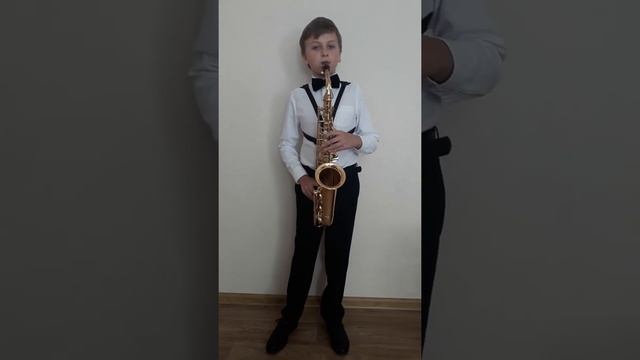 "Дед Мороз" из "Альбома для юношества" Р. Шуман исполняет Аксенов Роман, 9 лет смотреть онлайн