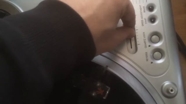 Vestax PDX 2000MKII + Vestax PMC06PRO смотреть онлайн