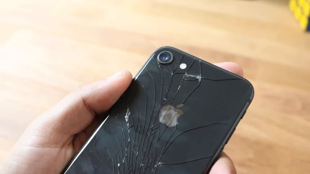 iPHONE 8 In 2019! (Still Worth It?) (Review) смотреть онлайн