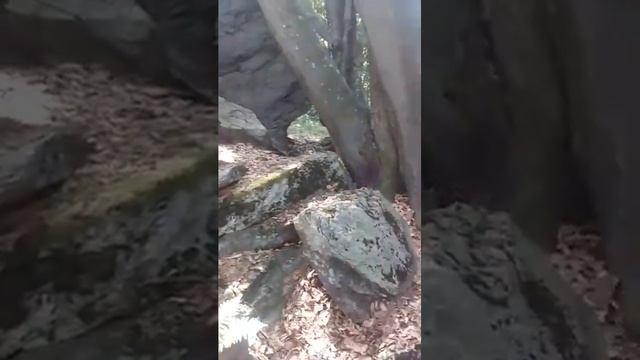 Скеля в околицях села Сімер. смотреть онлайн