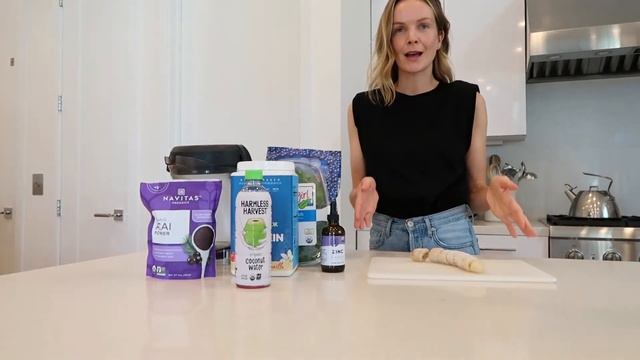 MY MORNING SMOOTHIE | MY FAVORITE SMOOTHIE INGREDIENTS смотреть онлайн