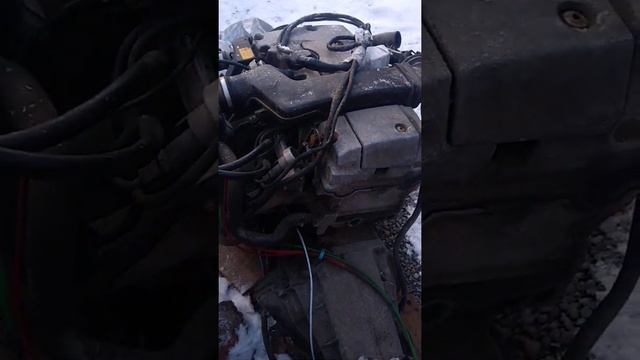 Где находится номер двигателя Мерседес W 124 м111 2.0 2.2 2.3 смотреть онлайн