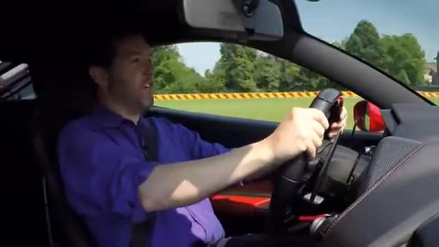 Ferrari 488 GTB смотреть онлайн