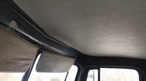 Урал лесовоз. Поставил новую обшивку в кабине