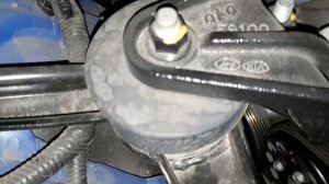 Хруст правой опоры двигателя Hyundai Solaris 2018