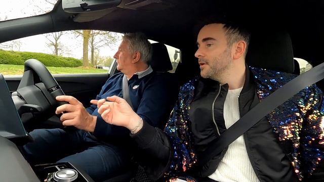 MG4 SE LONG RANGE REVIEW - SHOULD YOU BUY ONE? смотреть онлайн