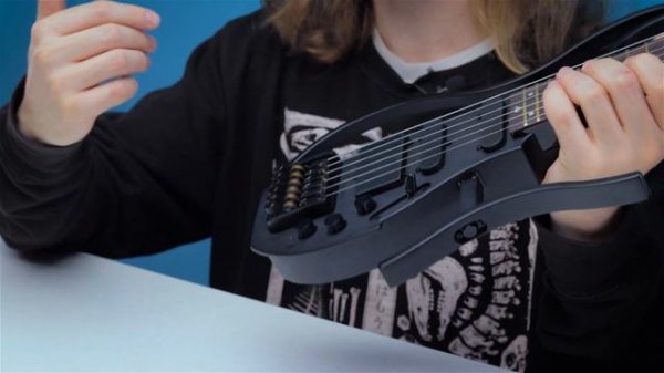 Most Compact Headless Electric Guitar | LOOTd Unboxing