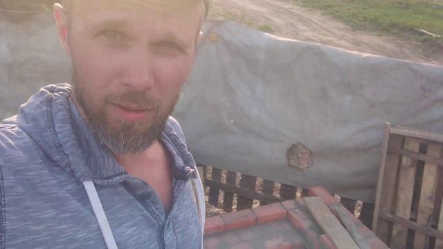 дачное движение по бане, залил фундамент под печку, утепляю слив перед заливкой бетона. Новосибирск смотреть онлайн