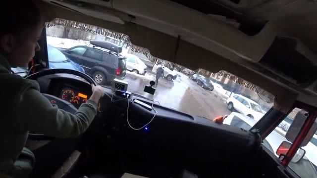 Первый рейс на конфетке. Вывозим снег из дворов смотреть онлайн