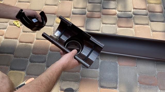 УСТАНОВКА ВОДОСТОКОВ,ВОДОСТОЧНОЙ СИСТЕМЫ,МОНТАЖ СВОИМИ РУКАМИ!!! смотреть онлайн