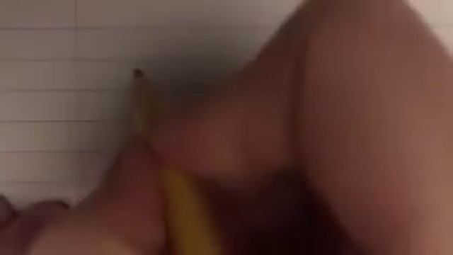 Woman Plays Star Wars Themes With Just A Pencil смотреть онлайн