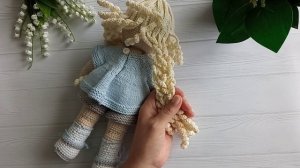 Показываю свою вторую куклу вязаную крючком