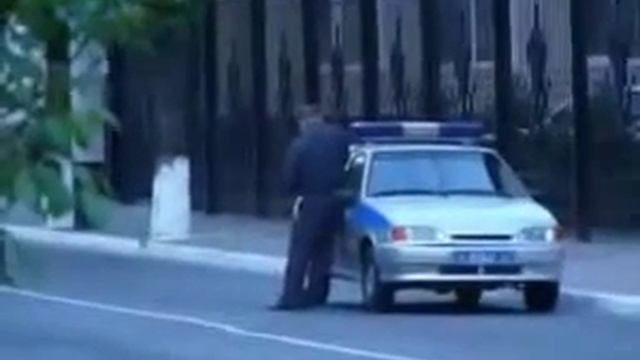 Пьяный гаишник смотреть онлайн