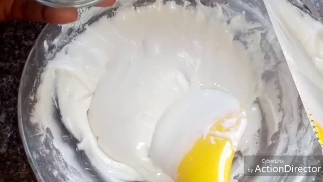 HOW TO MAKE AND DECORATE CAKE WITH ROYAL ICING смотреть онлайн
