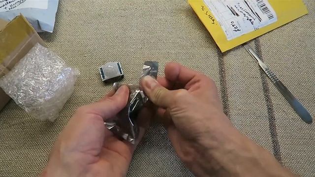 Датчики движения и релейный модуль / HC-SR501 / arduino смотреть онлайн