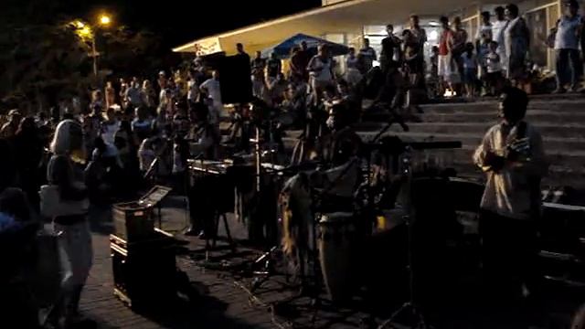 Уличный концерт в Лазаревской смотреть онлайн