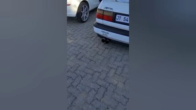 Bmw E30 325i vs Jetta mk3 Vr6 смотреть онлайн