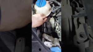 замена подушки двигателя volkswagen GOLF plus
