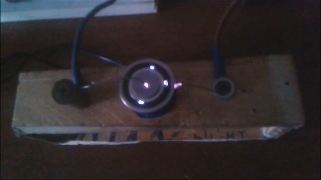 Опыт - высоковольтное напряжение и центробежная сила смотреть онлайн