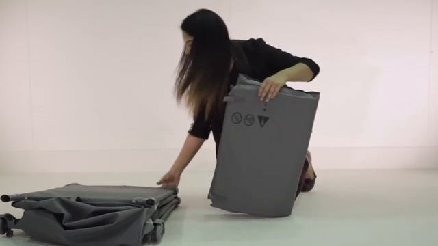 ▶ How to fold the Mothercare Sleepwalker Travel Cot смотреть онлайн
