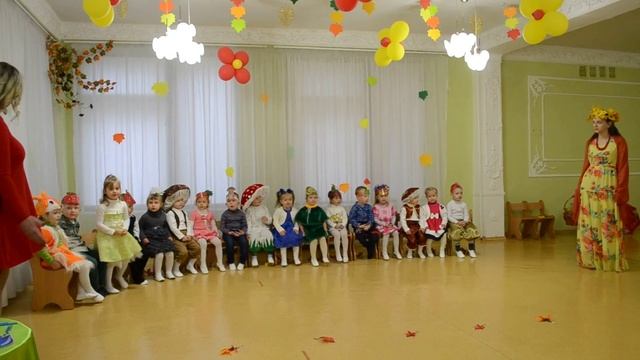 Красивый вход Осени Праздник Осени в детском саду Младшая группа смотреть онлайн