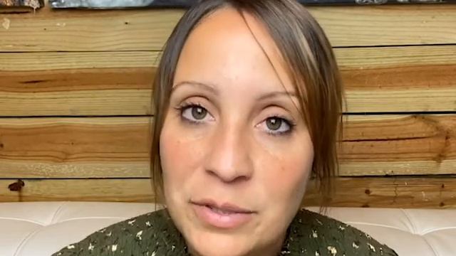 Education on the Road- Karen Matamoros Homeschooling Coach on deschooling before anything else! смотреть онлайн