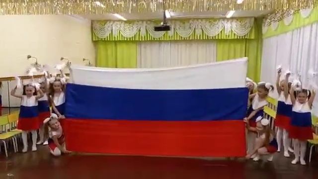 МБДОУ "Детский сад 187" Танцевальный коллектив "Россияни" смотреть онлайн