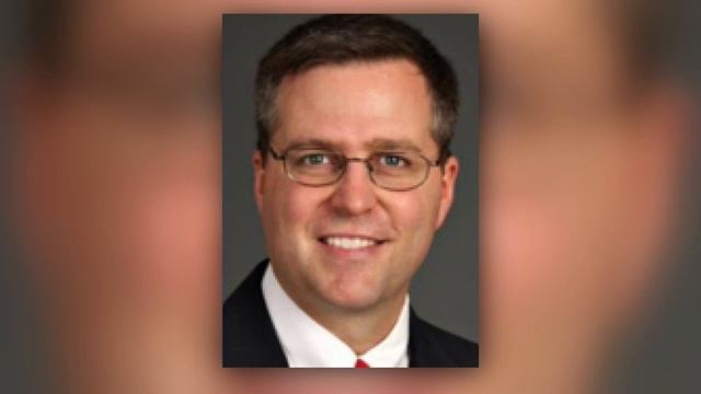 Del. Neil Parrott Removes Himself From Running To Replace State Sen. Andrew Serafini смотреть онлайн