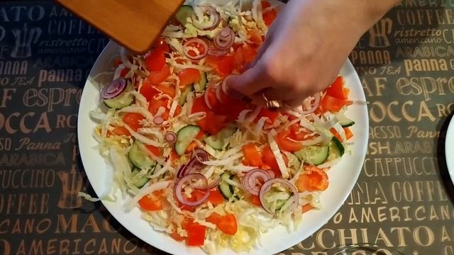 Салат с фетаксой в кунжуте. #салат #фетакса смотреть онлайн