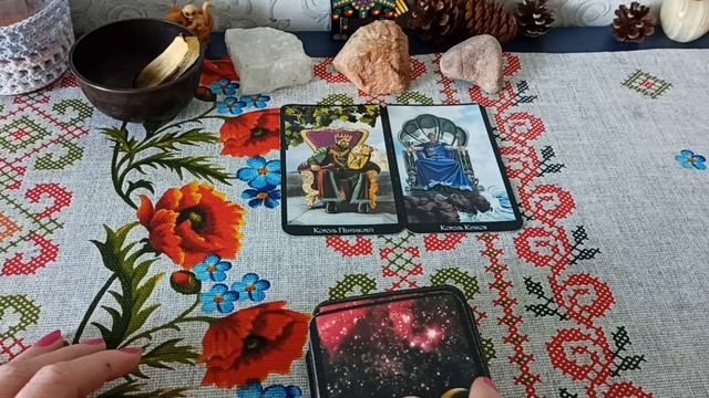 Две грани его личности. персонаж 3. Вай мама, хто эта#laratarot777 #гадания смотреть онлайн
