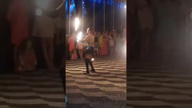Вогняне шоу з вогнем ресторан Ромашка с. Городок(1) смотреть онлайн